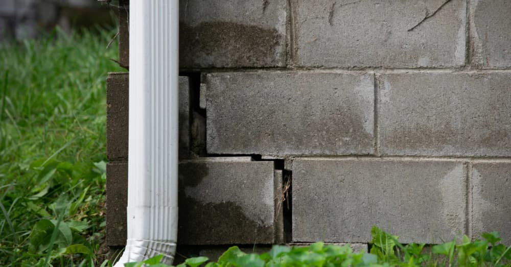7 Signs You Need a Foundation Inspector | San Antonio, TX