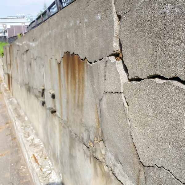 An image showing visible cracks in a home's foundation.